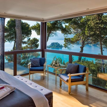 Corfu Holiday Palace Perama  Bagian luar foto A room at the hotel