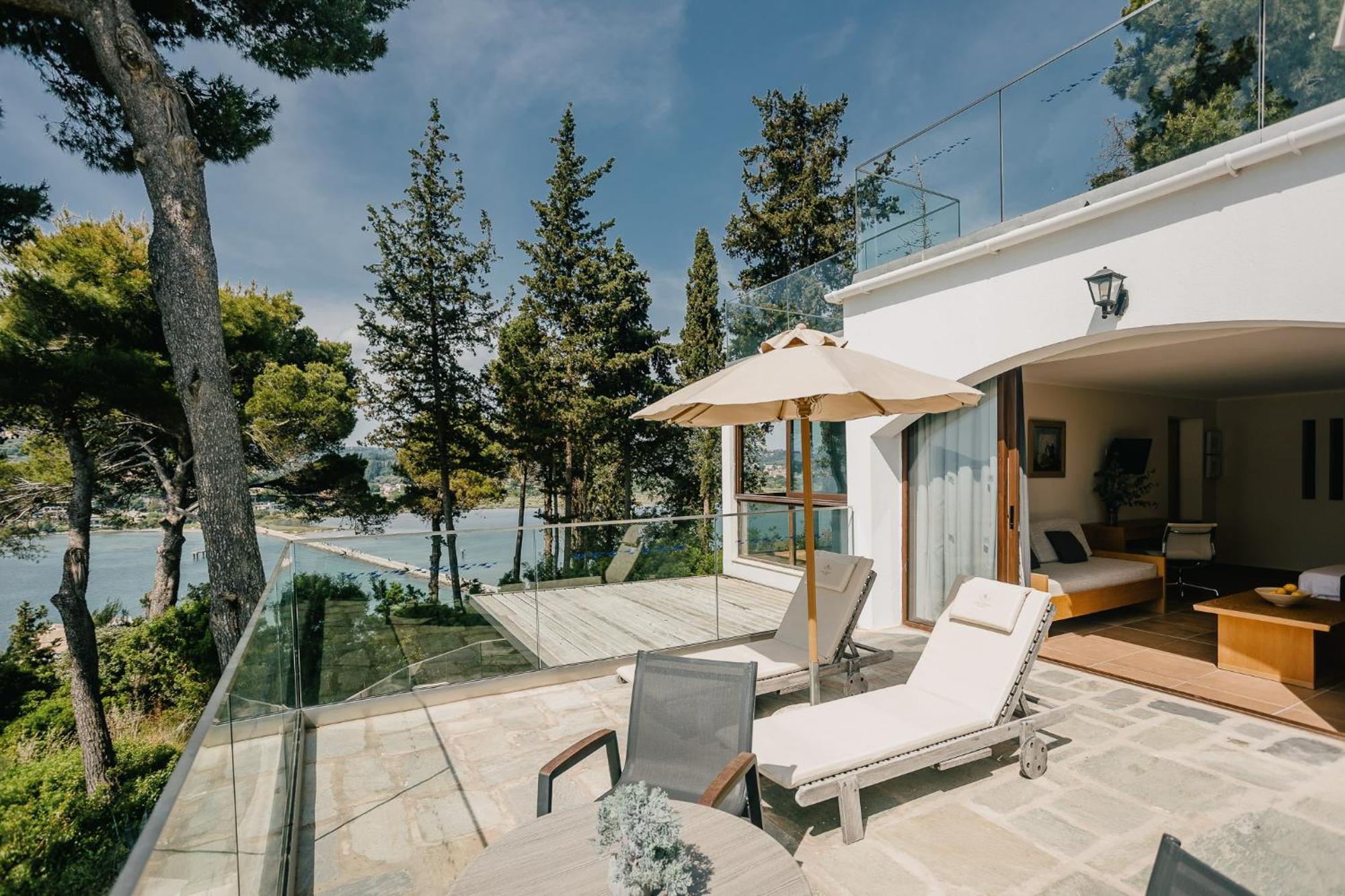Corfu Holiday Palace Perama  Bagian luar foto Villa at the resort
